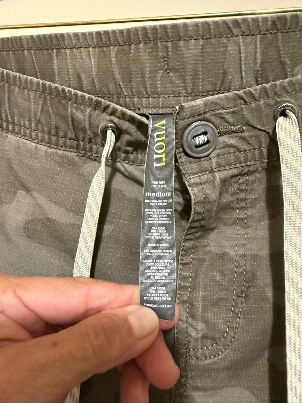 Vuori women’s medium Olive Gray Camo Cargo Pants - Picture 5 of 11